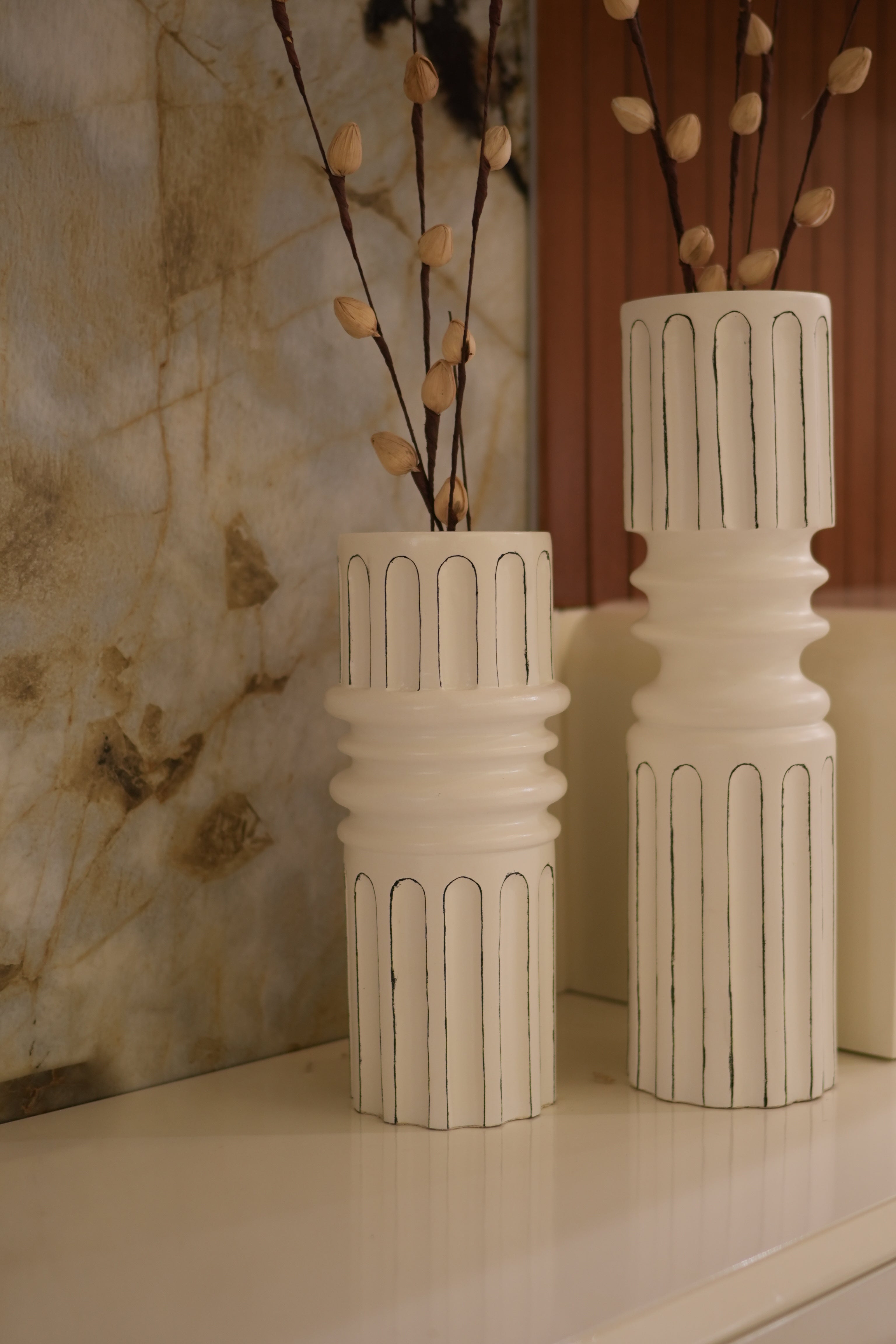 Column Resin Vase Set