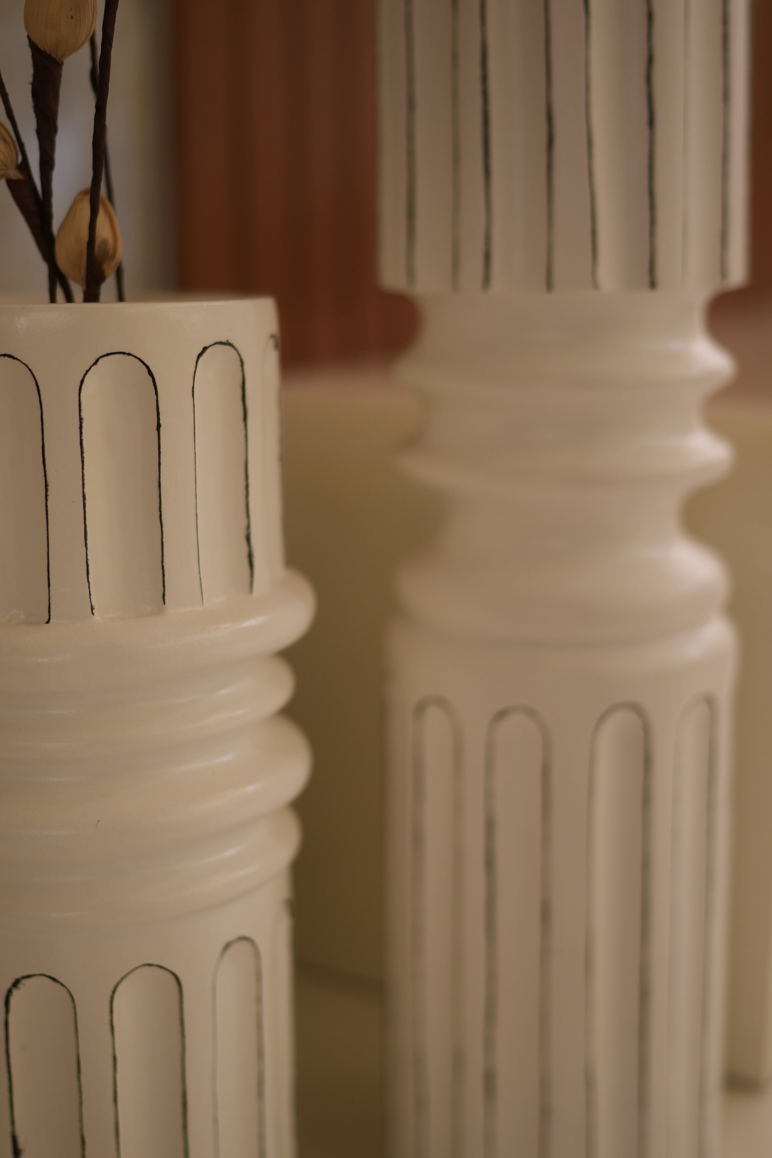 Column Resin Vase Set