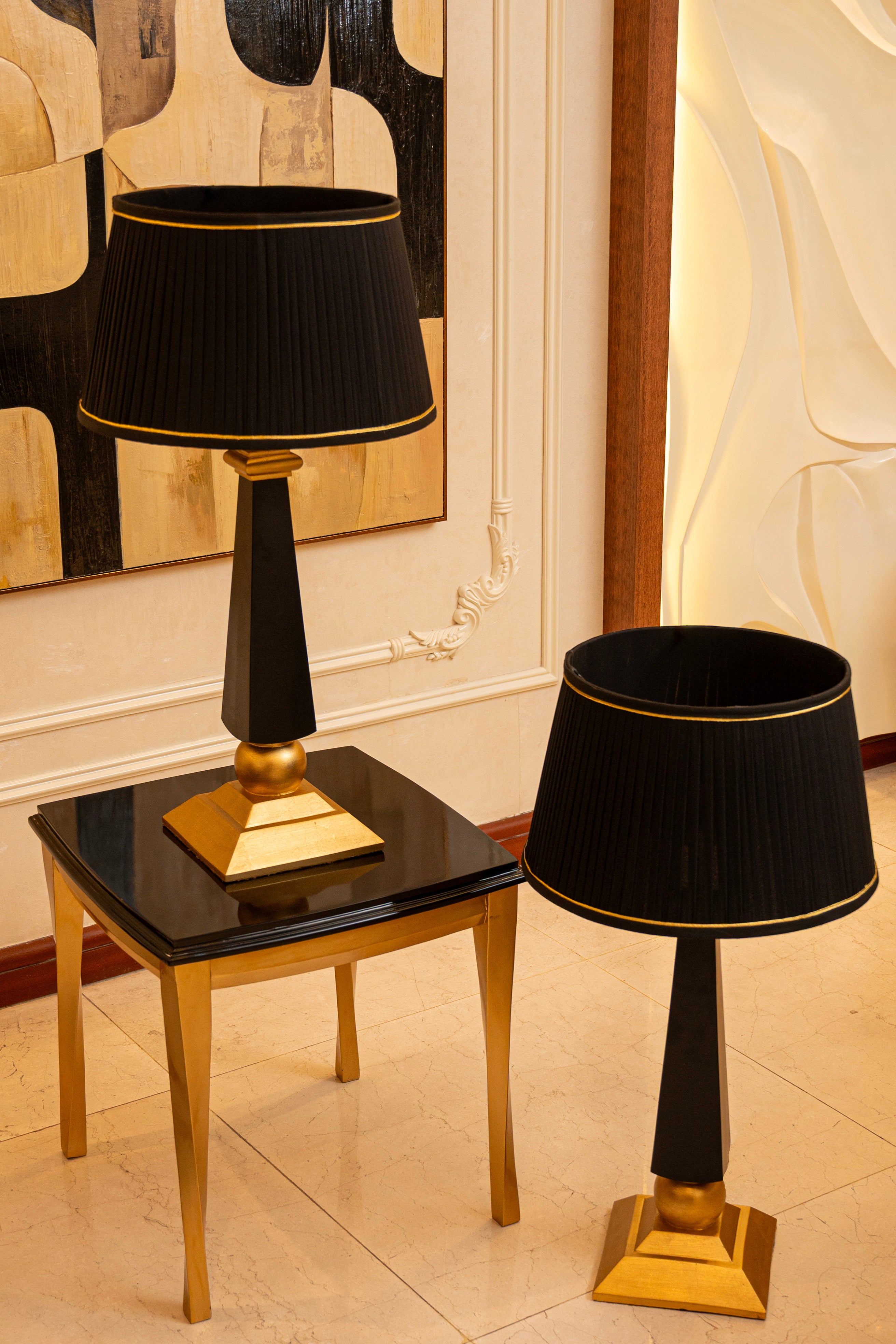 Royal Noir Trendy Table Lamp - Black & Golden