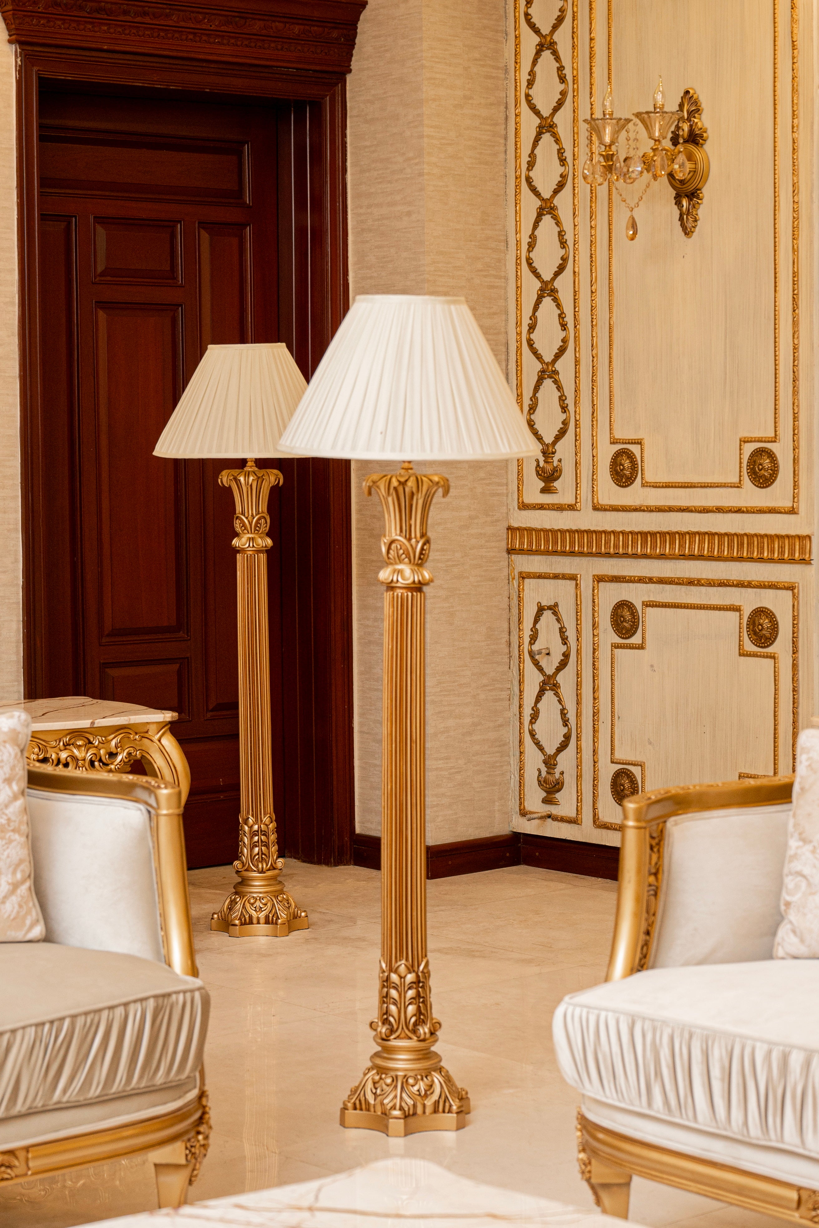 Crown Flute Classic Gold Floor Lamp