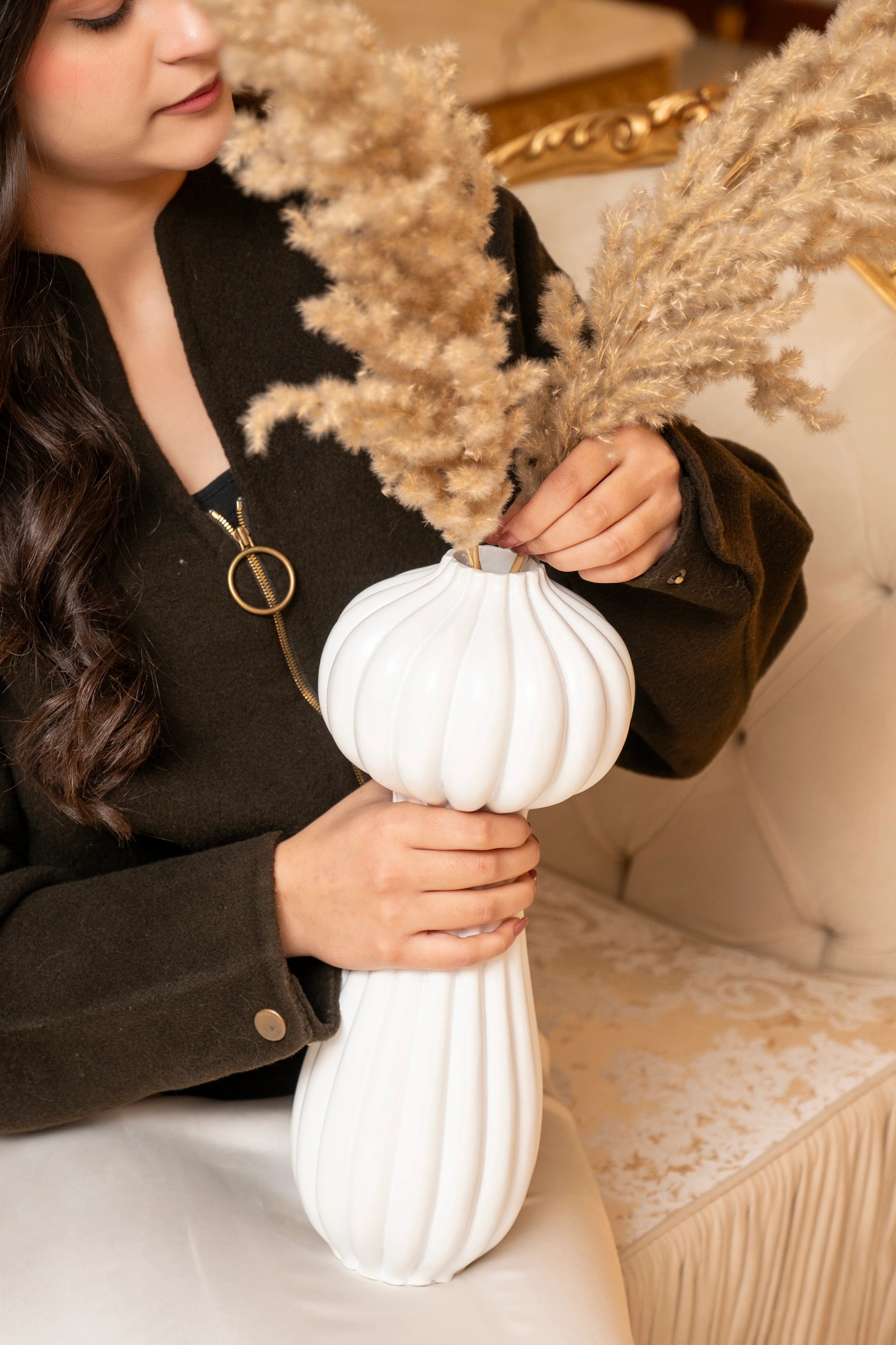 Elysian White Resin Vase Set | Handmade Set of 3 Luxury Vases