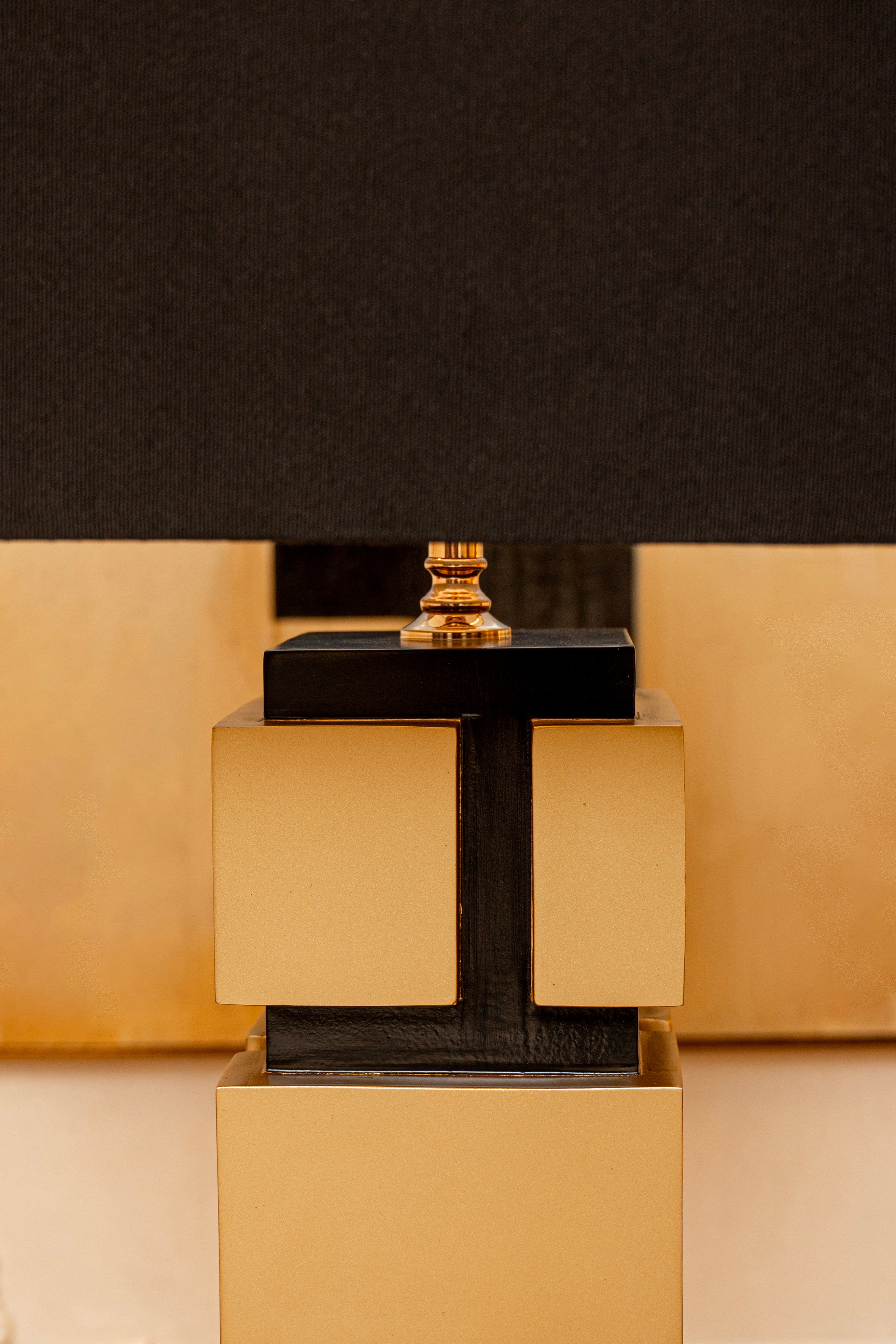 Golden Blocks Trendy Table Lamp